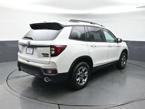 Used 2023 Honda Passport TrailSport image 6