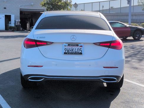 Used 2025 Mercedes-Benz C 300 Sedan image 9