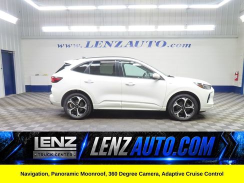 Used 2023 Ford Escape ST-Line Elite w/ Premium Technology Package AWD/4WD image 1