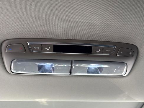 Used 2025 Kia Telluride S AWD/4WD image 29