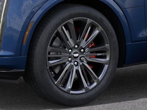 New 2026 Cadillac Lyriq V AWD/4WD image 9