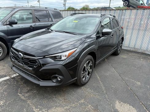 Used 2025 Subaru Crosstrek 2.0i Premium image 5