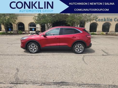 Used 2020 Ford Escape Titanium w/ Titanium Premium Package 2.0 AWD/4WD image 1