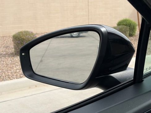 Used 2023 Volkswagen ID.4 Pro S image 6