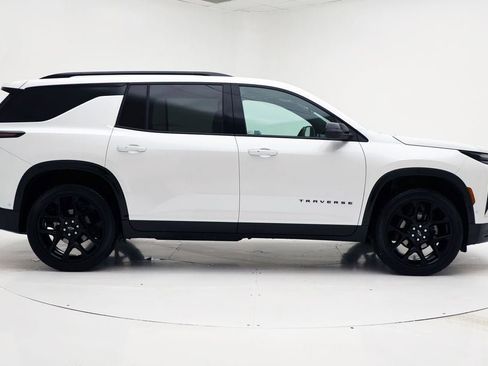 Used 2024 Chevrolet Traverse RS w/ LPO, Floor Liner Package image 3