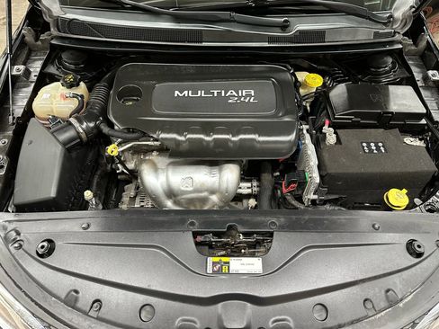 Used 2015 Chrysler 200 C w/ Navigation & Sound Group I image 22