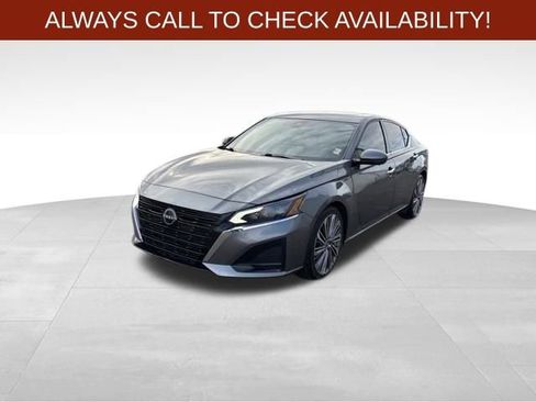 Used 2023 Nissan Altima 2.5 SL image 3