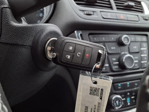 Used 2015 Buick Encore Leather image 17