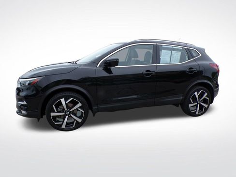 Used 2022 Nissan Rogue Sport SL w/ Premium Package AWD/4WD image 3