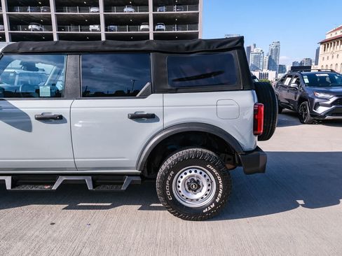 Used 2022 Ford Bronco 4-Door AWD/4WD image 8
