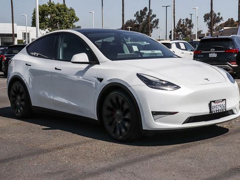 Used 2021 Tesla Model Y Performance AWD/4WD image 3