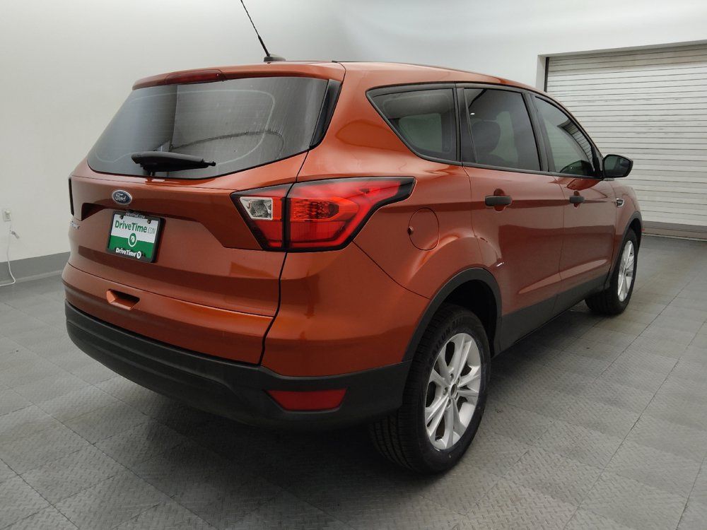 Used 2019 Ford Escape S FWD image 9