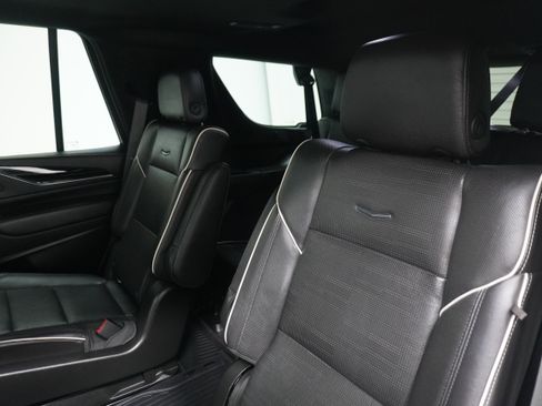 Used 2021 Cadillac Escalade Sport w/ Driver Assist Tech Package image 13