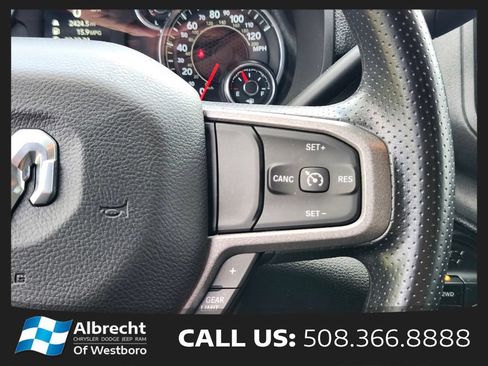 Used 2024 RAM 2500 Tradesman w/ Chrome Appearance Group AWD/4WD image 31