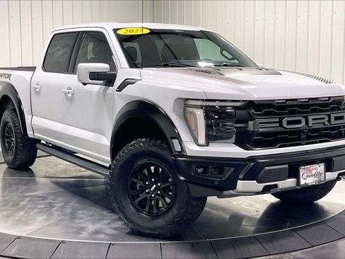 Used 2025 Ford F150 Raptor AWD/4WD image 3