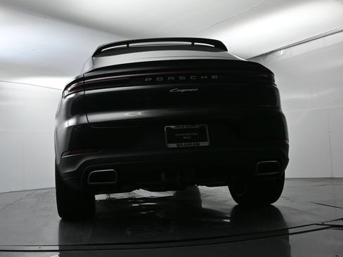 Certified 2026 Porsche Cayenne E-Hybrid Coupe AWD/4WD image 50
