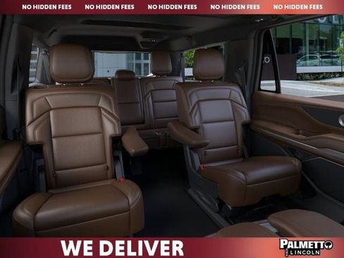 New 2026 Lincoln Navigator L Reserve AWD/4WD image 11