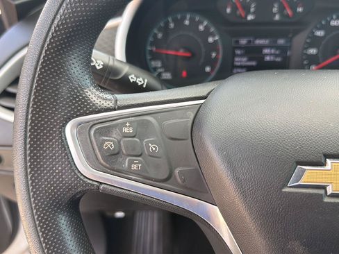 Used 2022 Chevrolet Malibu LT FWD image 28