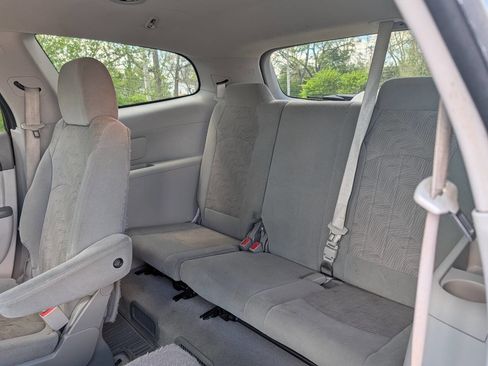 Used 2017 Buick Enclave Convenience FWD image 5