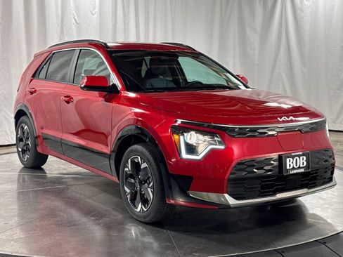 New 2026 Kia Niro Wind w/ Wind Preserve Package FWD image 13