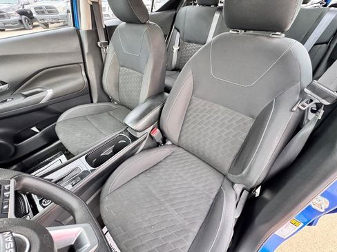 Used 2023 Nissan Kicks SV FWD image 19
