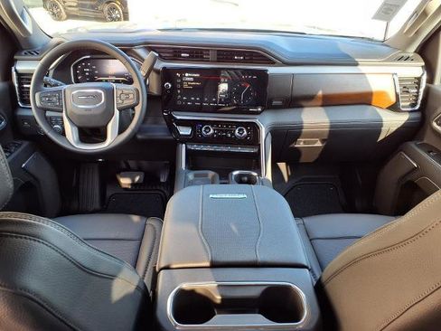 New 2026 GMC Sierra 2500 Denali w/ Denali Reserve Package AWD/4WD image 4