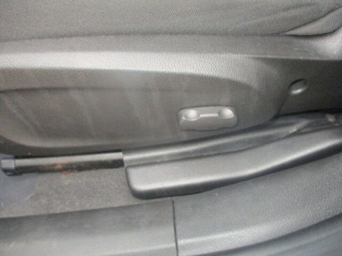 Used 2018 Chevrolet Sonic LT w/ Convenience Package image 25