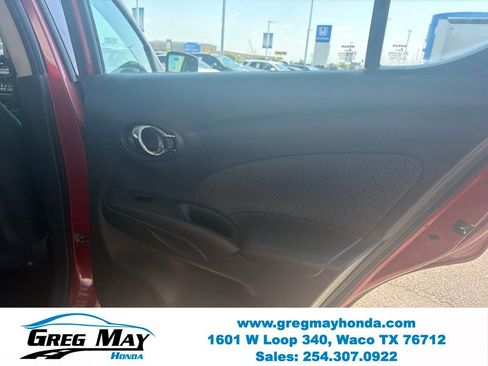 Used 2017 Nissan Versa SV FWD image 21
