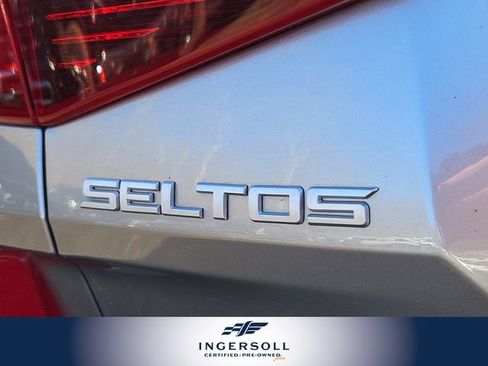 Used 2023 Kia Seltos Nightfall Edition image 31
