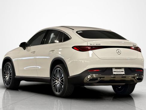 New 2026 Mercedes-Benz GLC 300 4MATIC image 3
