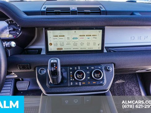 Used 2023 Land Rover Defender 110 X-Dynamic SE image 39