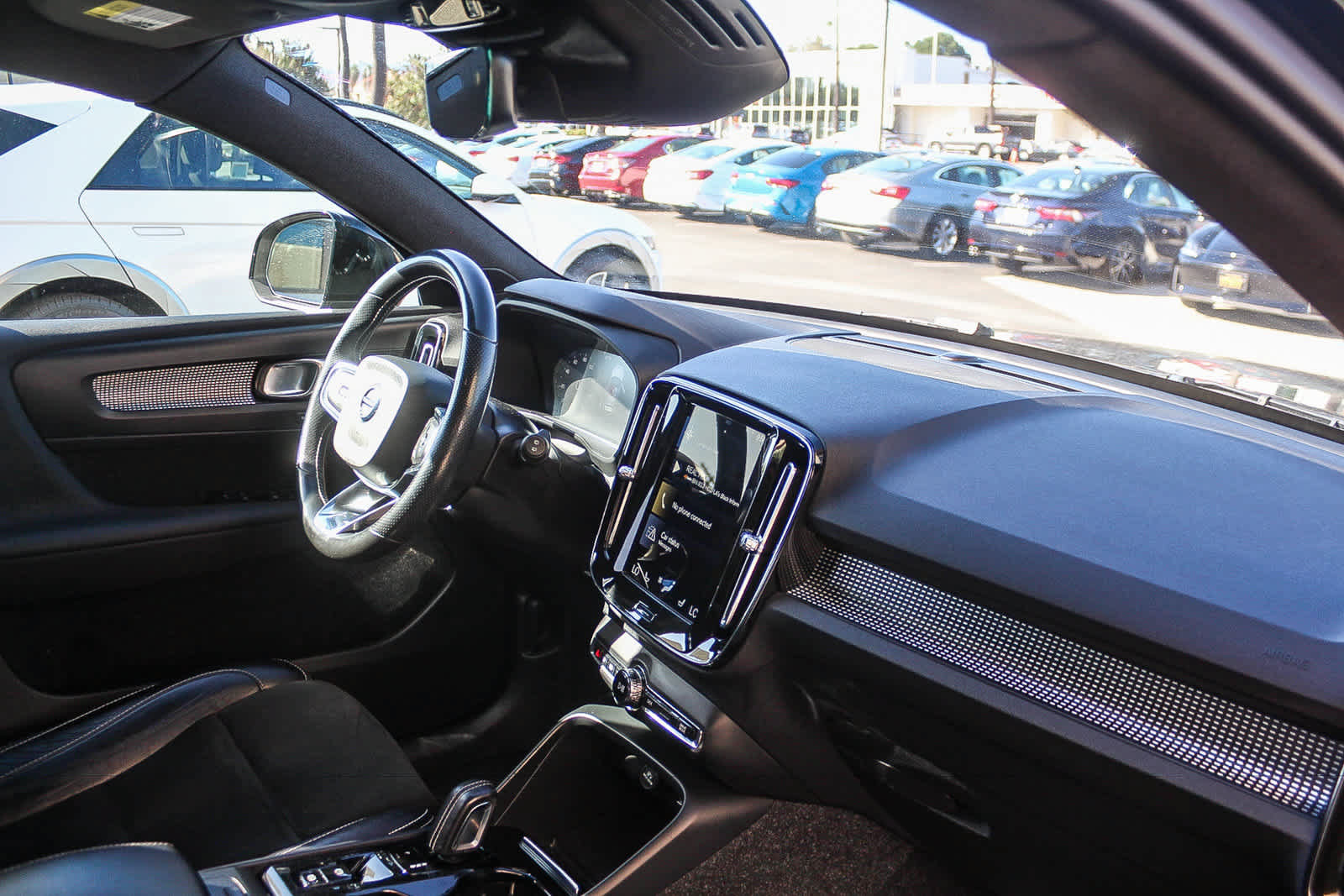 Used 2021 Volvo XC40 T5 R-Design AWD/4WD image 21