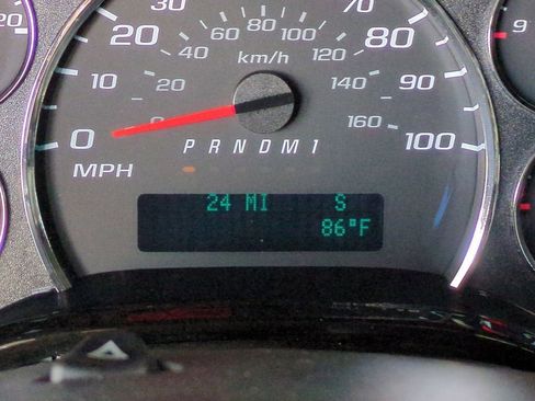 New 2025 GMC Savana 2500 Extended w/ Driver Convenience Package RWD image 14