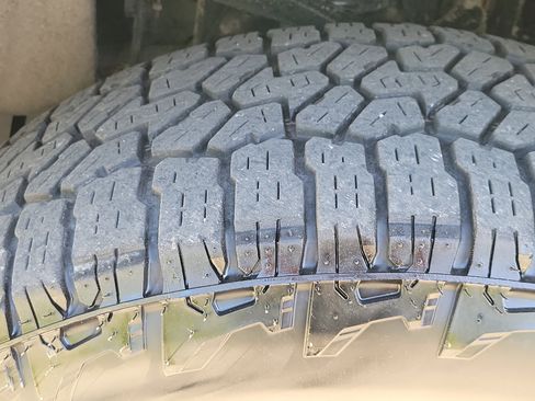Used 2023 Ford F150 Lightning Lariat AWD/4WD image 13