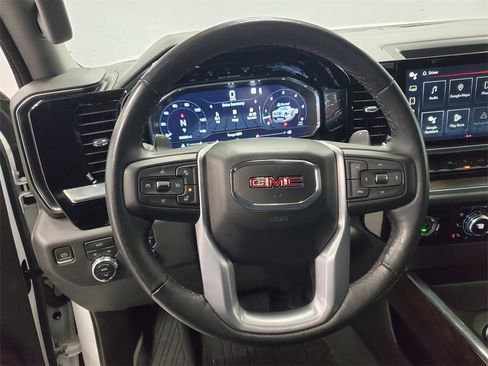 Used 2023 GMC Sierra 1500 SLT w/ SLT Convenience Package image 14