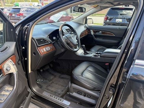 Used 2014 Lincoln MKX FWD w/ Equipment Group 102A image 12