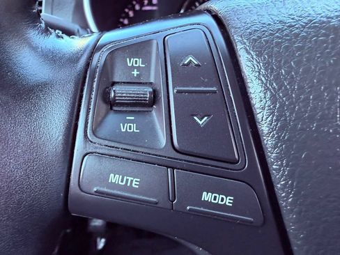 Used 2015 Kia Sorento LX FWD image 21