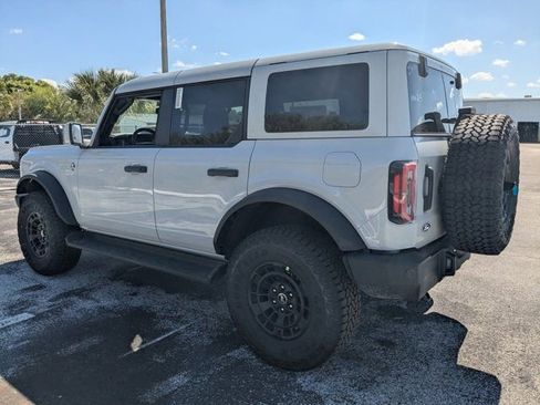 New 2026 Ford Bronco Outer Banks w/ Sasquatch Package AWD/4WD image 7