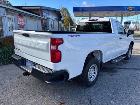 Used 2022 Chevrolet Silverado 1500 W/T w/ WT Value Package image 6