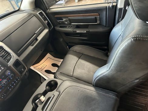 Used 2016 RAM 2500 Laramie w/ Convenience Group AWD/4WD image 29
