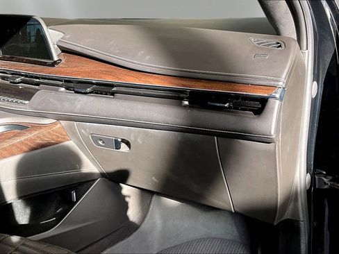 Used 2023 Cadillac Escalade Sport Platinum w/ LPO, ONYX Package image 9