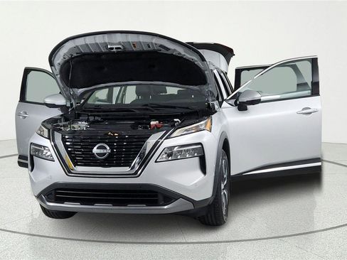 Used 2023 Nissan Rogue SL w/ SL Premium Package FWD image 8