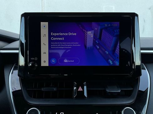 Used 2025 Toyota Corolla LE image 25