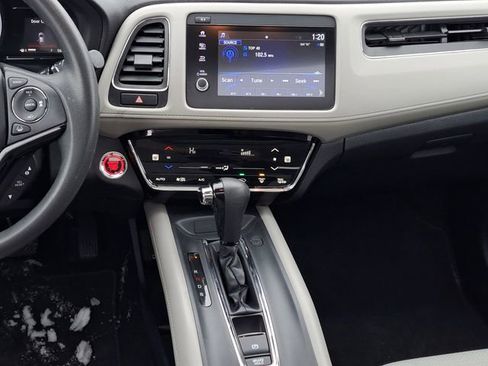 Certified 2022 Honda HR-V EX image 25