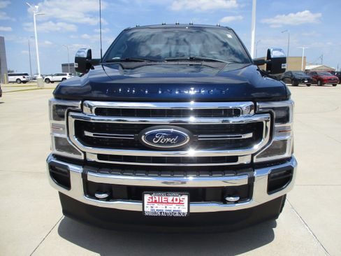 Used 2022 Ford F250 Lariat w/ Lariat Ultimate Package AWD/4WD image 10