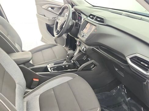 Used 2023 Chevrolet TrailBlazer LT FWD image 36