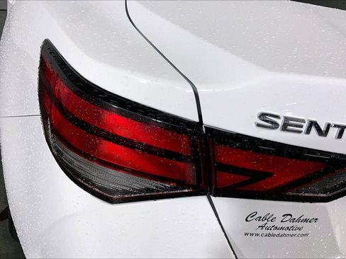 Used 2025 Nissan Sentra SV FWD image 27
