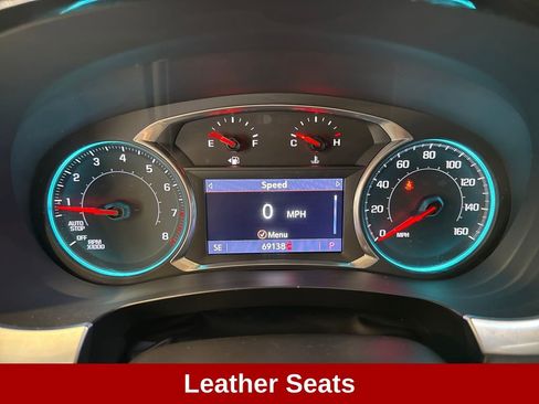 Used 2021 Chevrolet Traverse LT w/ LT Premium Package FWD image 9