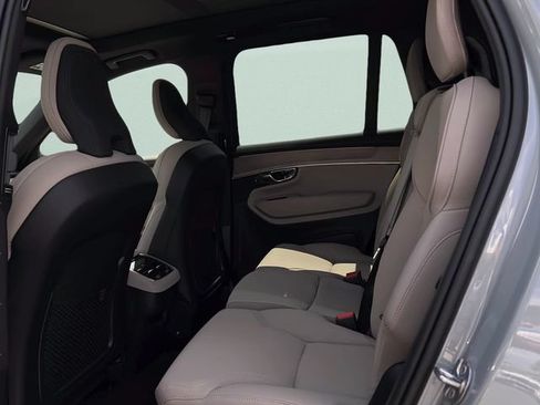 New 2026 Volvo XC90 B6 Plus w/ Protection Package Premier AWD/4WD image 9