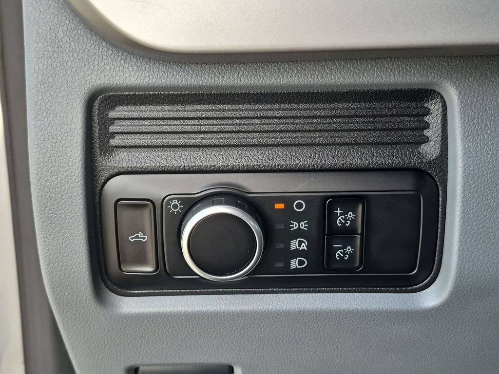 Used 2023 Ford F350 XL AWD/4WD image 15